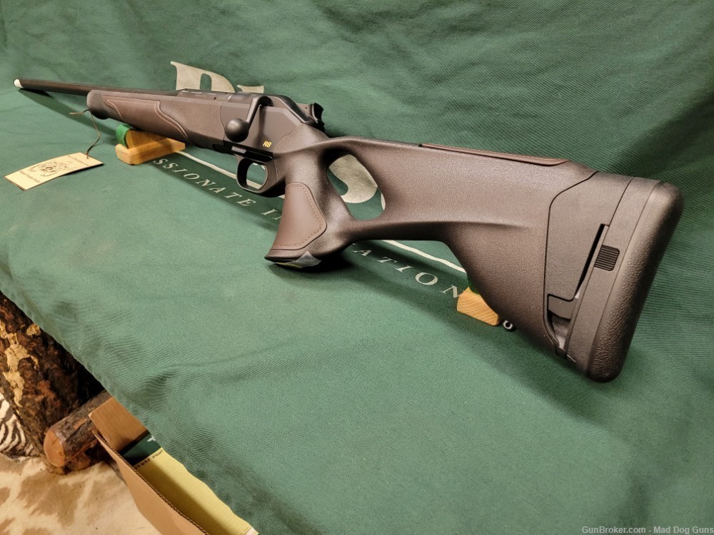 BLASER R8 ULTIMATE. LEFT HAND. ADJUSTABLE BUTT PAD, ADJUSTABLE CHEEKPIECE. -img-0
