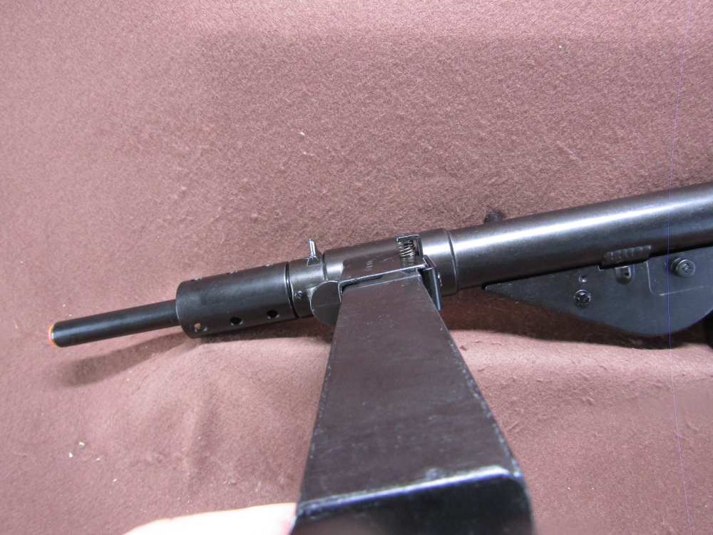 Denix Movie Prop Non-Firing Sten MK II Rifle with Magazine-img-11
