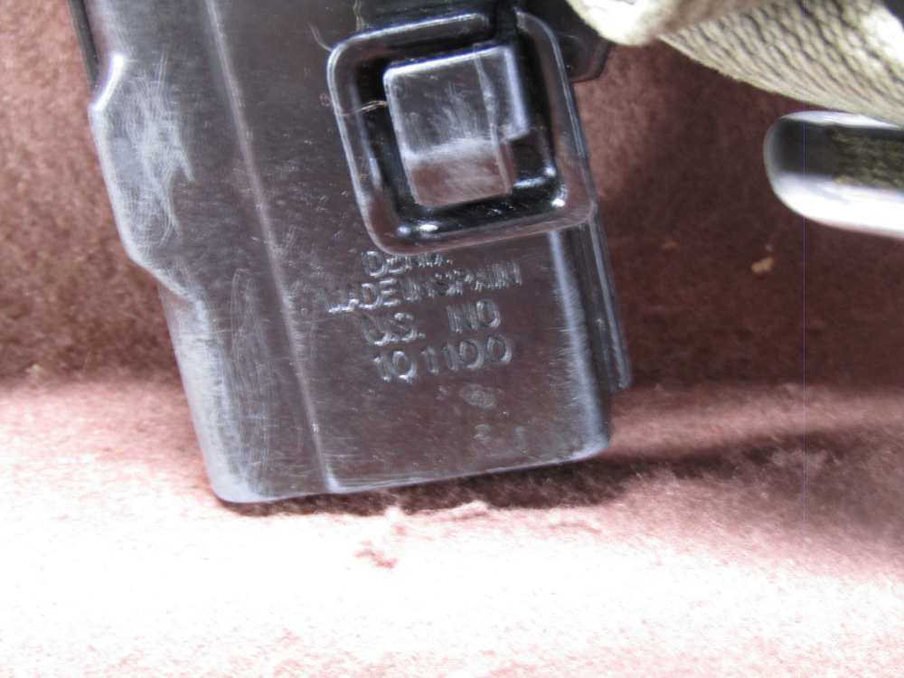 Denix Non-Firing Movie Prop 45 ACP M3 Submachine Grease Gun-img-12