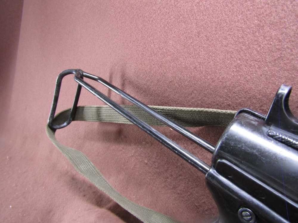Denix Non-Firing Movie Prop 45 ACP M3 Submachine Grease Gun-img-2