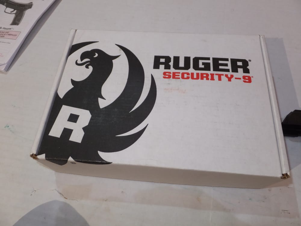 Ruger Security-9 Pistol Excellent w/ 2 Mags-img-29
