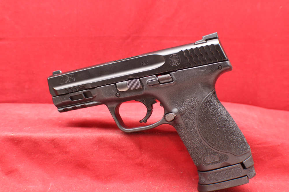 (42191)USED Smith & Wesson M&P9 2.0 9 MM 4" barrel W/ 6 MAGS & Holster-img-4