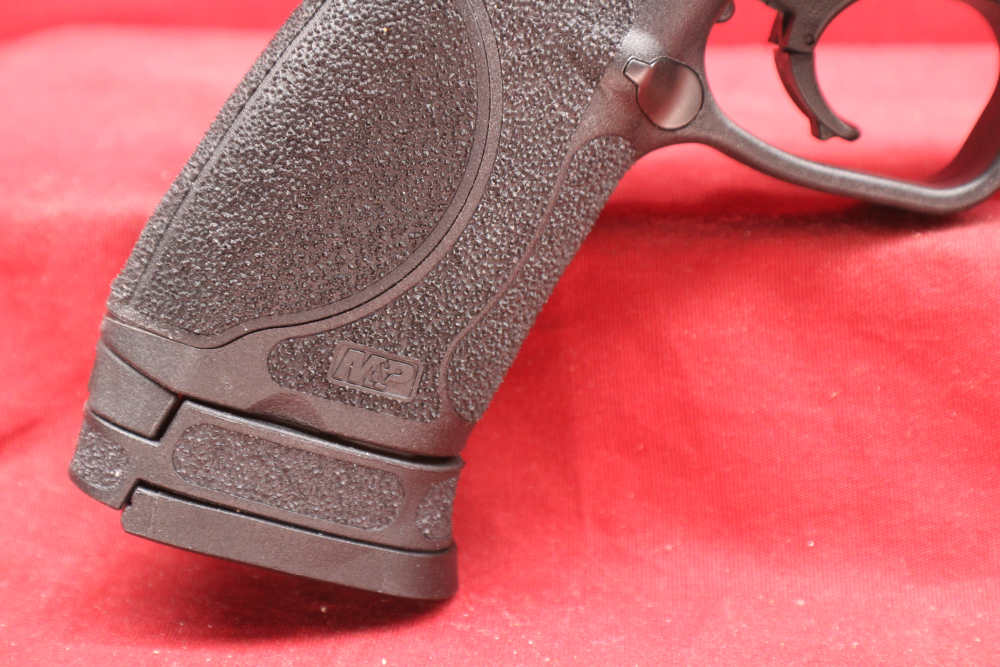 (42191)USED Smith & Wesson M&P9 2.0 9 MM 4" barrel W/ 6 MAGS & Holster-img-1