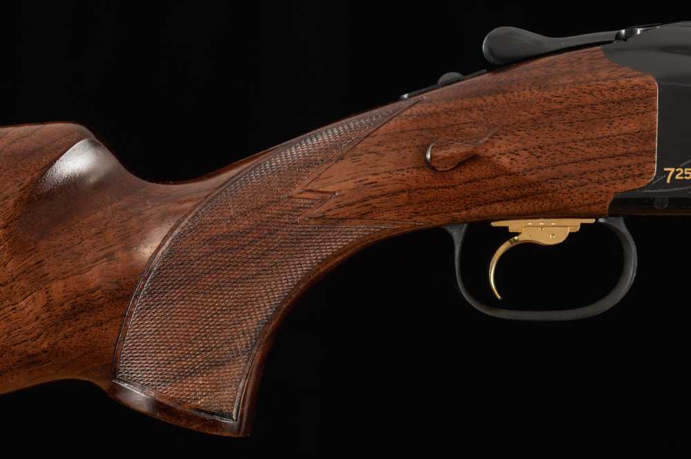 Browning Citori 725 12ga – 2024, 30” BARREL, SCREW-INS, BOXED, BLACK-img-9
