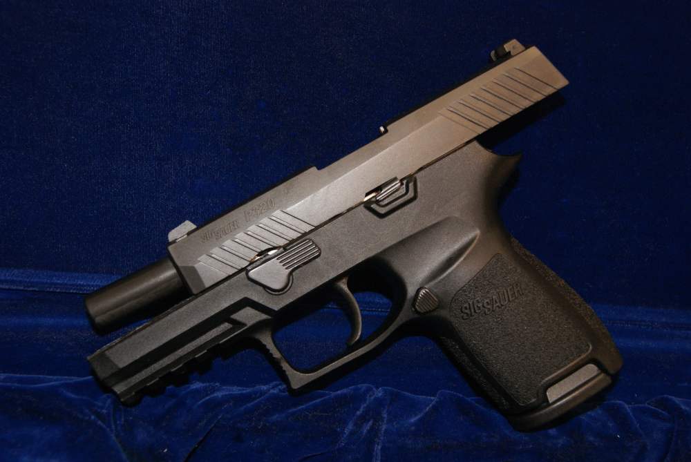 SIG SAUER P320 9X19 S/A PISTOL-img-3