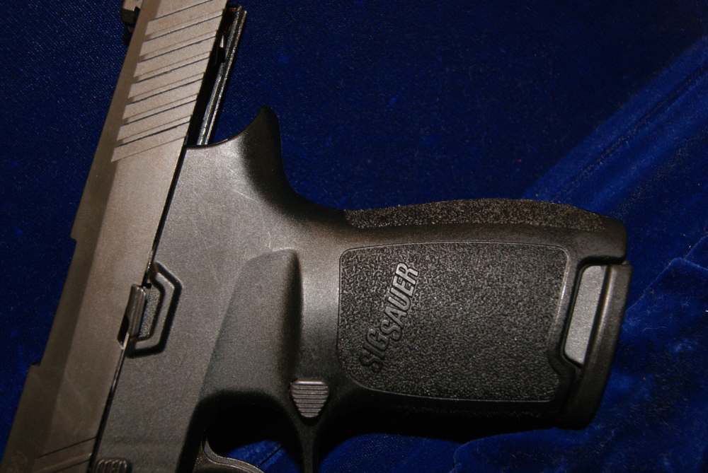 SIG SAUER P320 9X19 S/A PISTOL-img-5