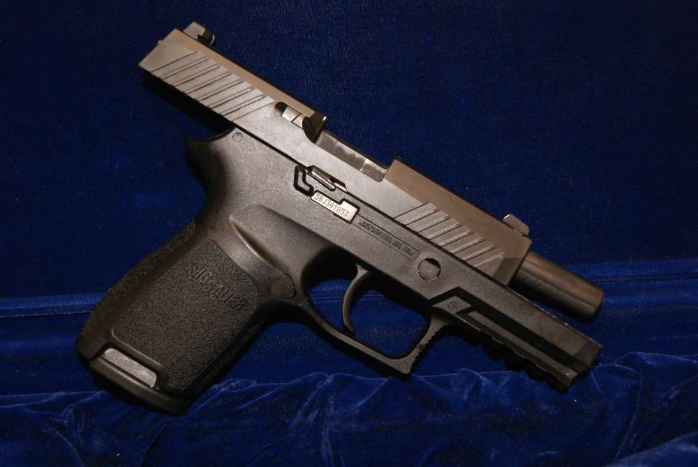 SIG SAUER P320 9X19 S/A PISTOL-img-7