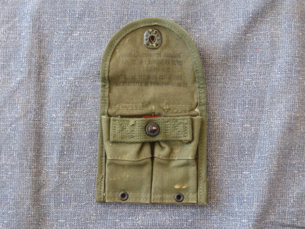 US M1 CARBINE MAGAZINE POUCH KHAKI KOREA / VIETNAM WAR VERY GOOD CONDITION-img-1