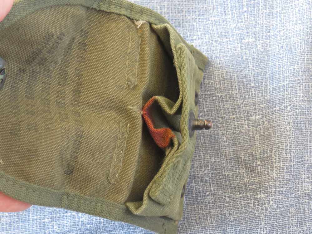 US M1 CARBINE MAGAZINE POUCH KHAKI KOREA / VIETNAM WAR VERY GOOD CONDITION-img-7