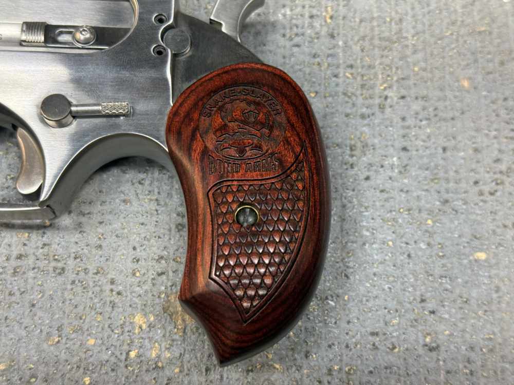 Bond Arms Snake Slayer 3" Shells 45 LC & .410 3.5" Barrel Derringer -img-1