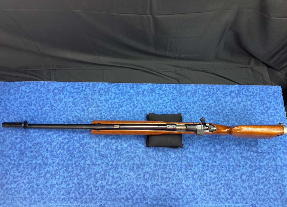Post War Winchester Model 52B .22LR – 28" Olympic Target – Red Field Sights-img-17