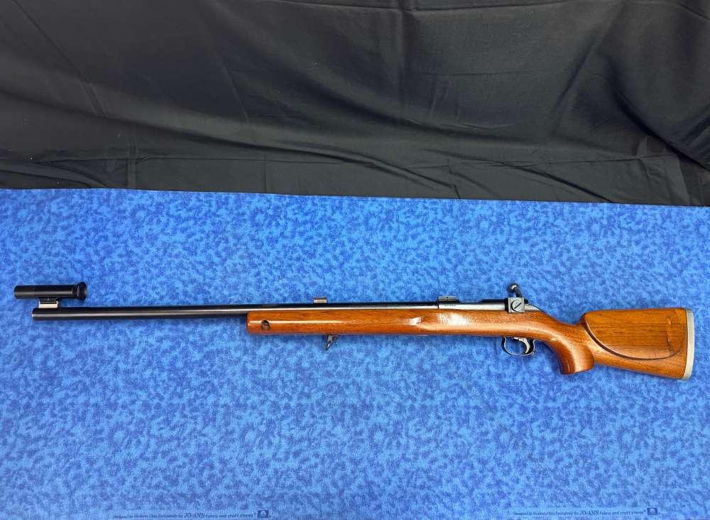 Post War Winchester Model 52B .22LR – 28" Olympic Target – Red Field Sights-img-16