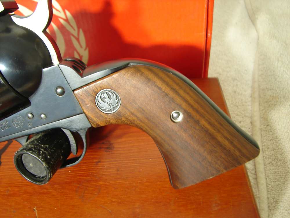 RUGER BLACKHAWK OLD MODEL 3 SCREW IN .30 CARBINE ALL ORIGINAL SCARACE-img-38
