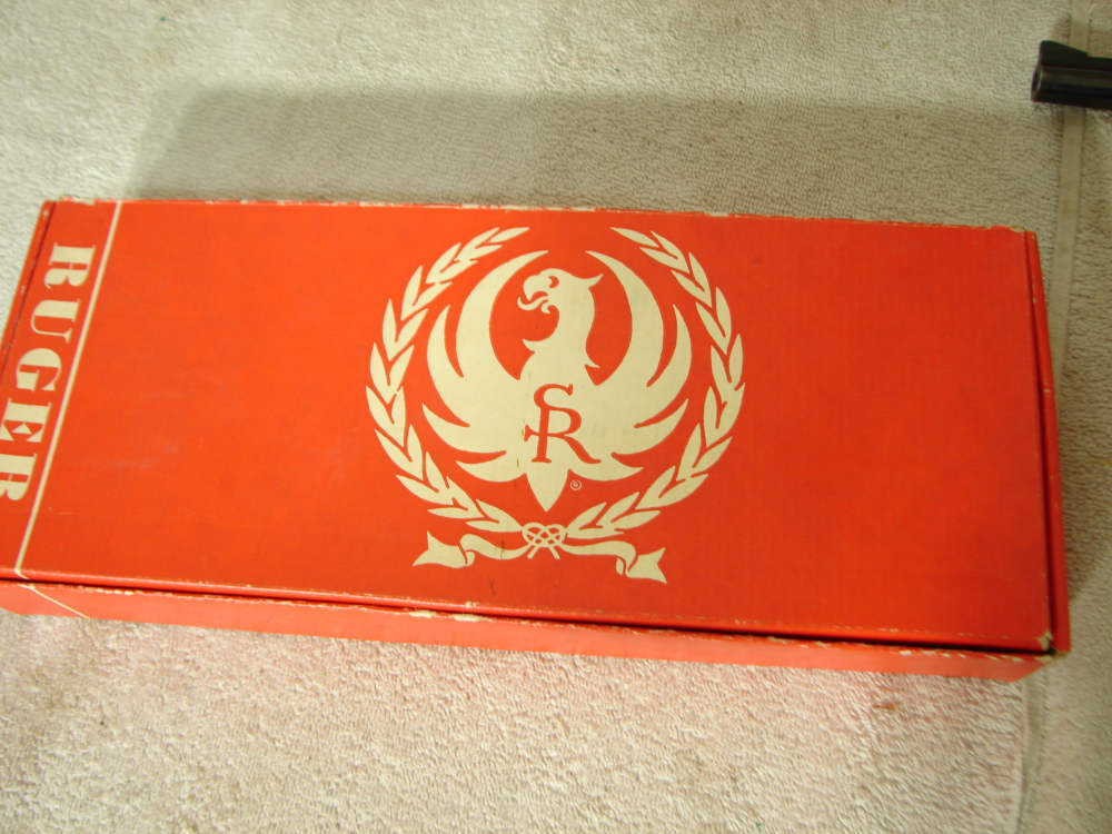 RUGER BLACKHAWK OLD MODEL 3 SCREW IN .30 CARBINE ALL ORIGINAL SCARACE-img-12