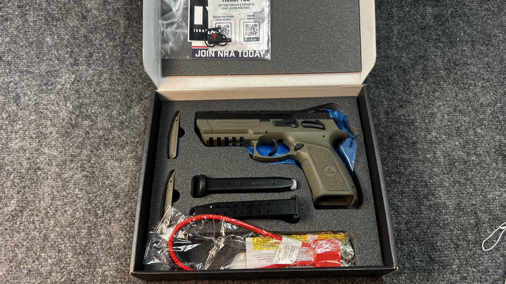 IWI Jericho II 9mm Full Size Pistol Two Mags & Box Layaway OK-img-2