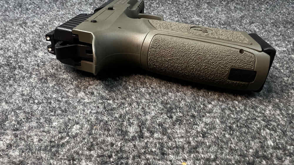 IWI Jericho II 9mm Full Size Pistol Two Mags & Box Layaway OK-img-13