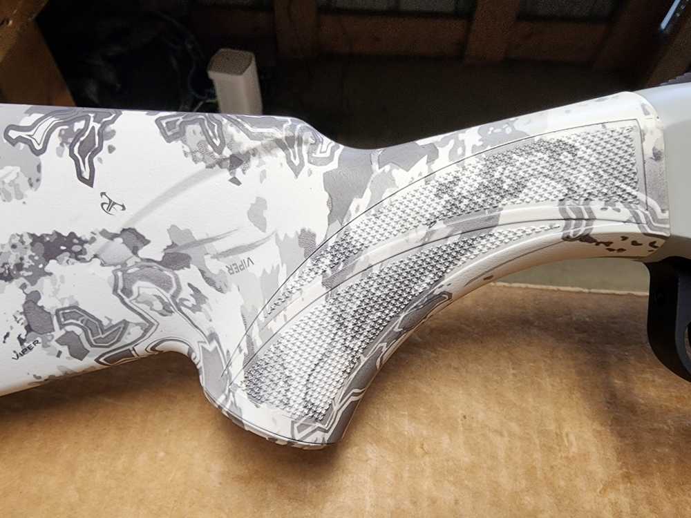 PICS! NEW MOSSBERG SEMI-AUTO 940 PRO WATERFOWL 12 GA 28" VIPER SNOW CAMO 3"-img-5