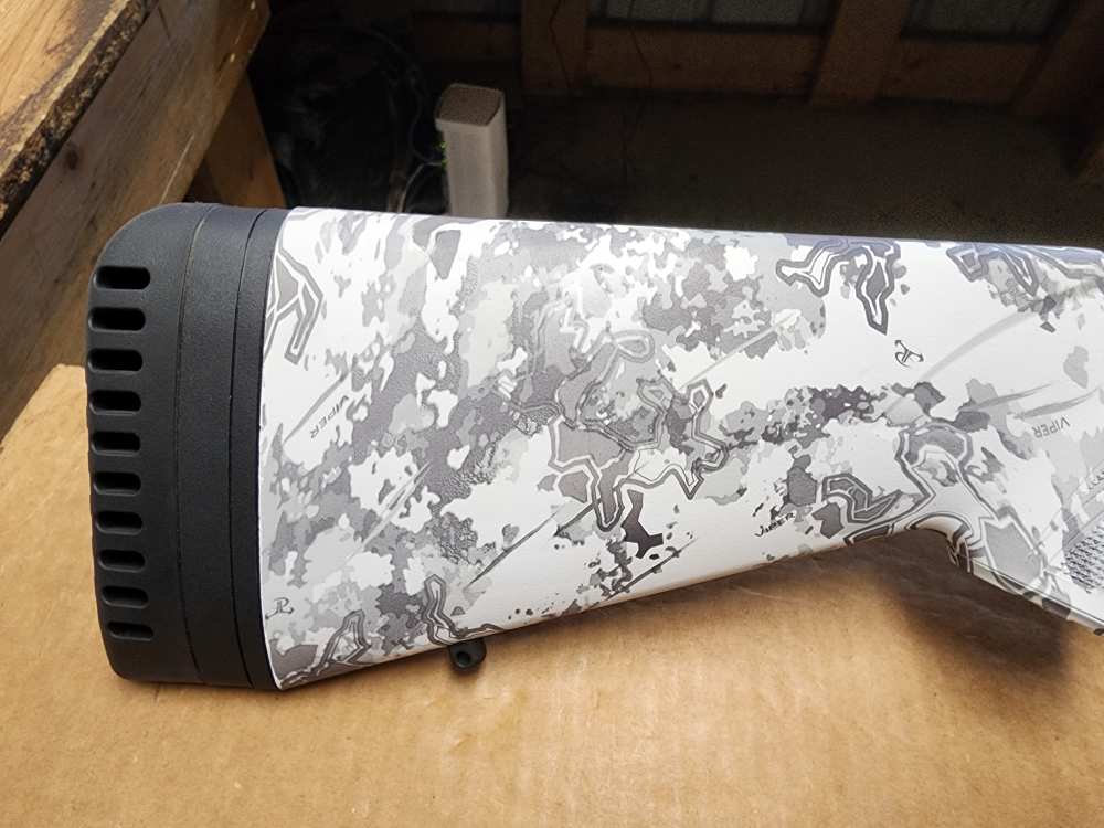 PICS! NEW MOSSBERG SEMI-AUTO 940 PRO WATERFOWL 12 GA 28" VIPER SNOW CAMO 3"-img-4