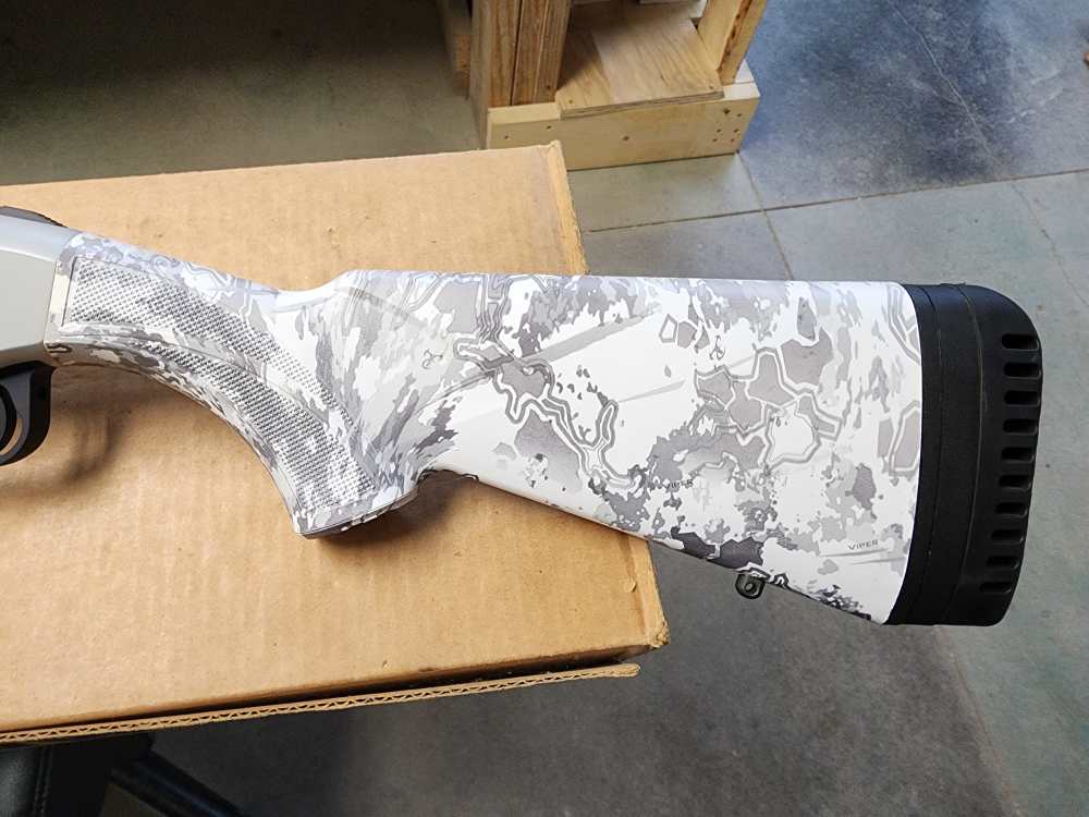 PICS! NEW MOSSBERG SEMI-AUTO 940 PRO WATERFOWL 12 GA 28" VIPER SNOW CAMO 3"-img-11