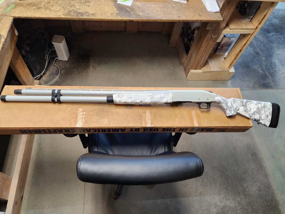 PICS! NEW MOSSBERG SEMI-AUTO 940 PRO WATERFOWL 12 GA 28" VIPER SNOW CAMO 3"-img-10