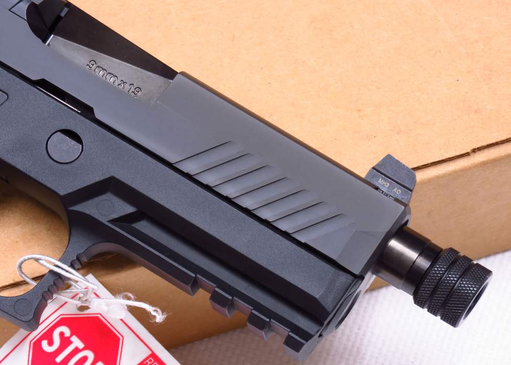 NEW OLD STOCK - 2016 Sig P320 TACOPS NIB W/ TAG Threaded BBL & 4 21 RD MAGS-img-9