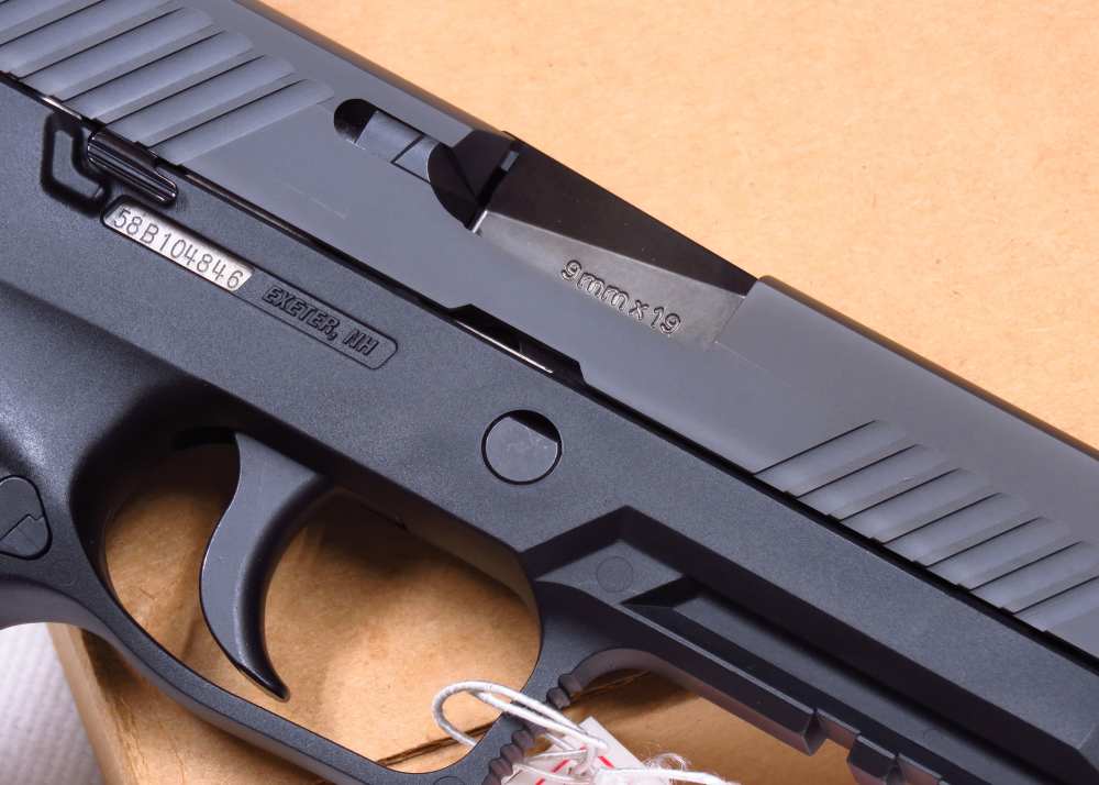NEW OLD STOCK - 2016 Sig P320 TACOPS NIB W/ TAG Threaded BBL & 4 21 RD MAGS-img-11