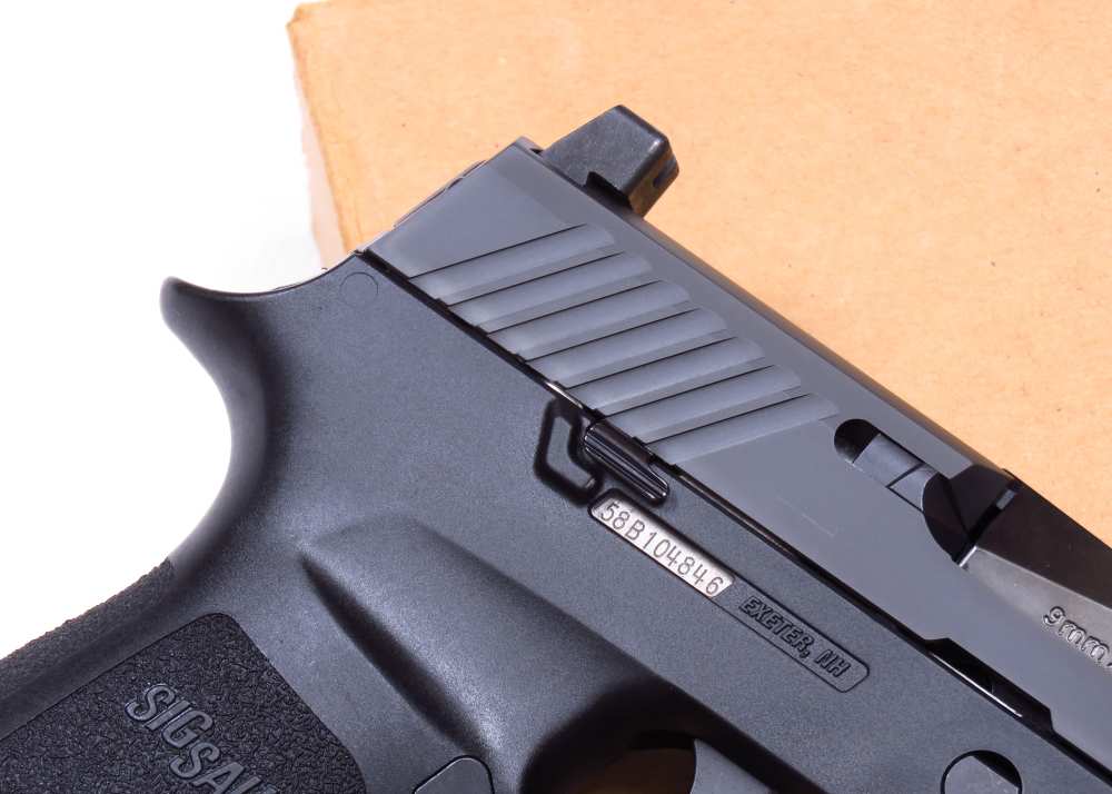 NEW OLD STOCK - 2016 Sig P320 TACOPS NIB W/ TAG Threaded BBL & 4 21 RD MAGS-img-13