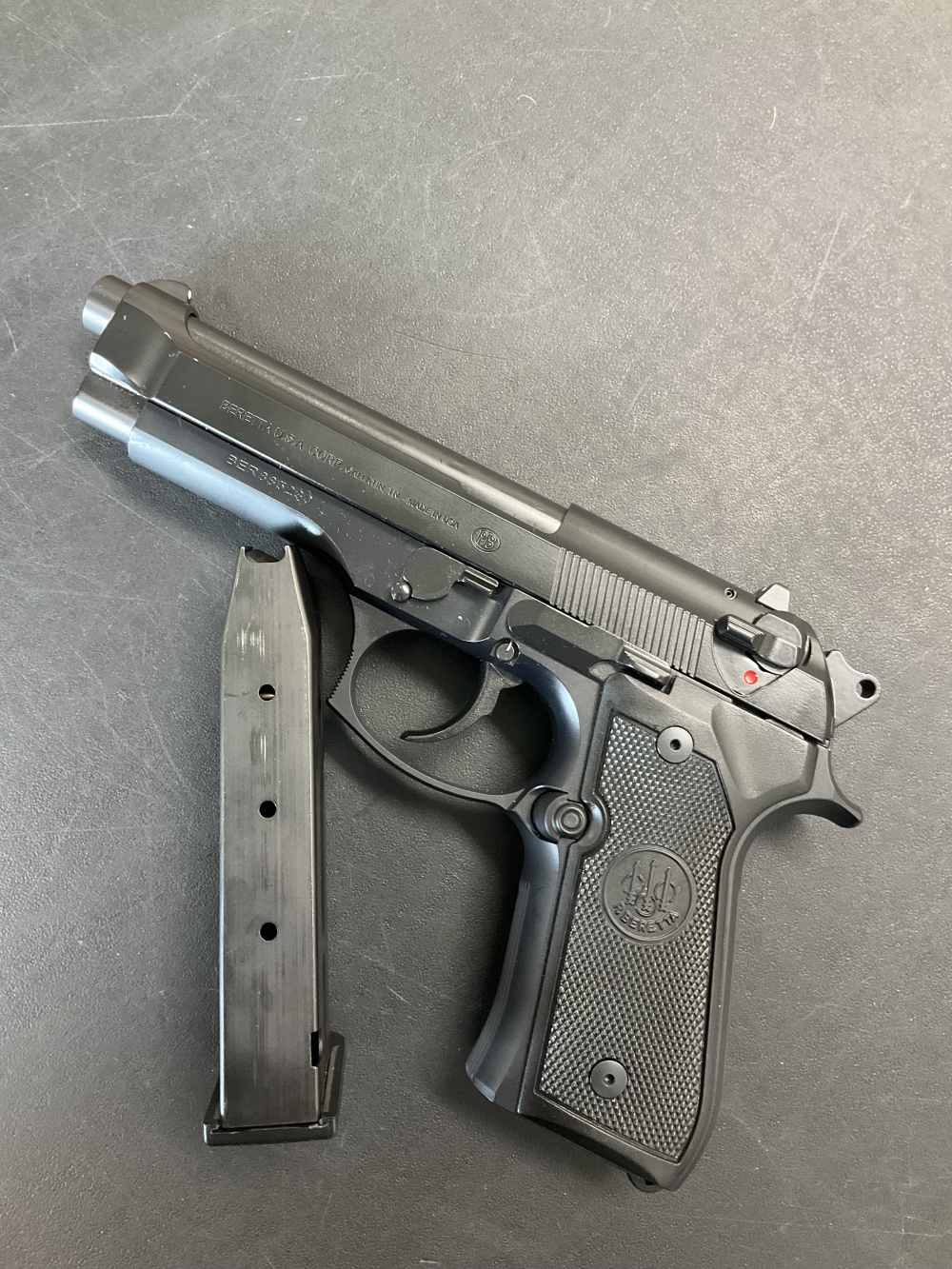 Beretta 92FS 9mm-img-0