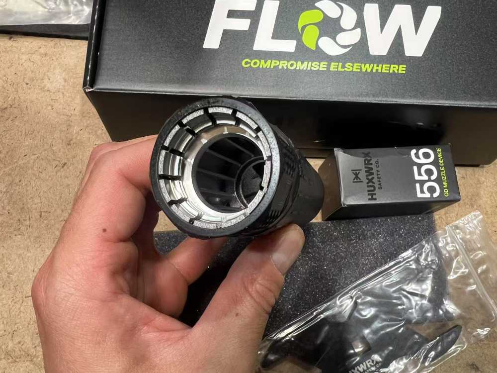 HUXWRX Flow 556K L ( Locking Collar ) 5.56mm Suppressor w/ Flash Hider-img-3