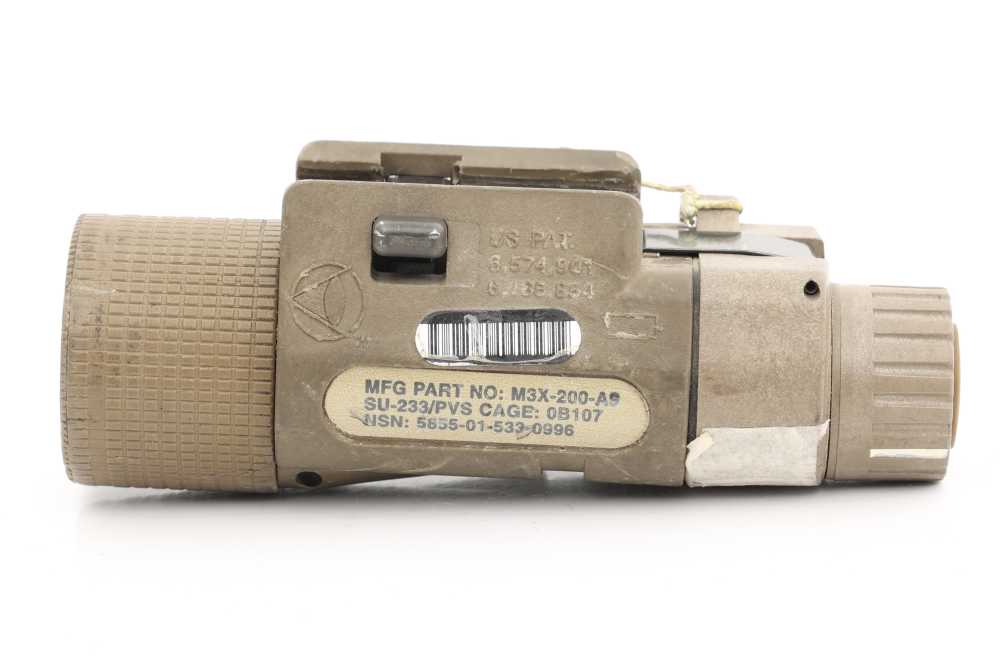 Insight M3X SU-233/PVS Light Tan Tactical Illuminator SOPMOD MK18 Damaged-img-0