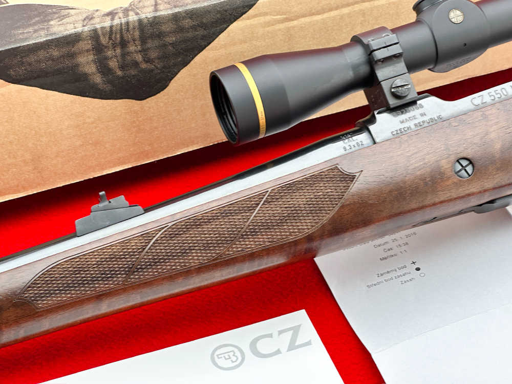 MINT CZ 550 FS Medium 9.3x62 Mauser 21" w/ Leupold Scope & Original Box-img-9