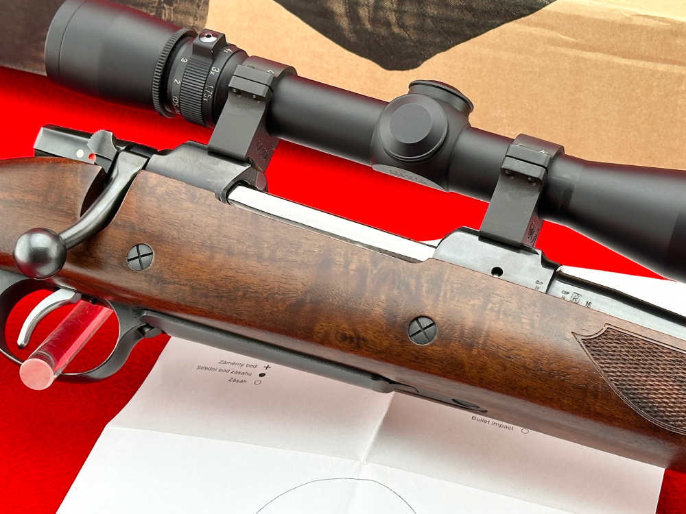 MINT CZ 550 FS Medium 9.3x62 Mauser 21" w/ Leupold Scope & Original Box-img-23