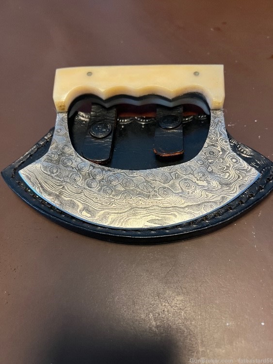 Damascus ULU -img-0