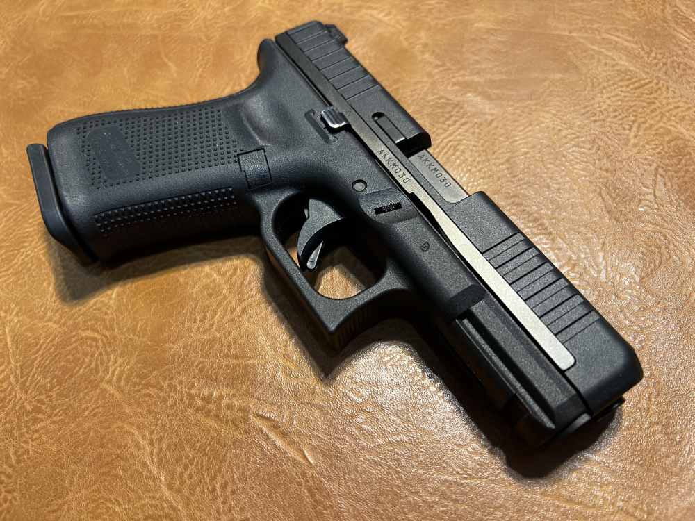 Used VCG Pre V Glock 44 .22lr Three Mags -img-3