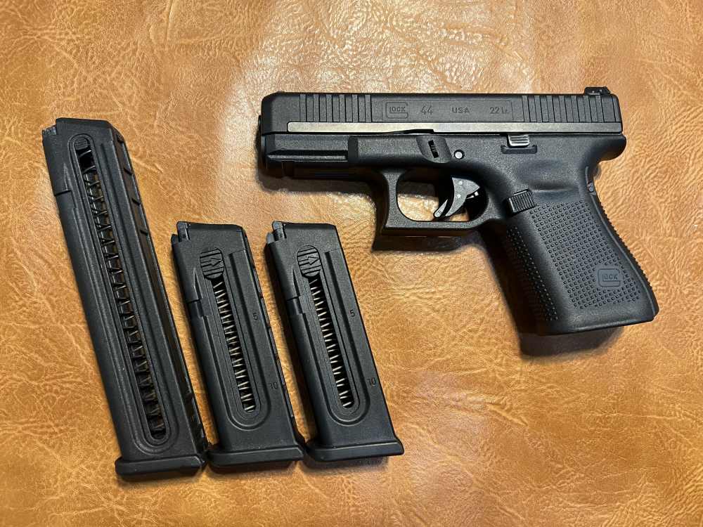 Used VCG Pre V Glock 44 .22lr Three Mags -img-0