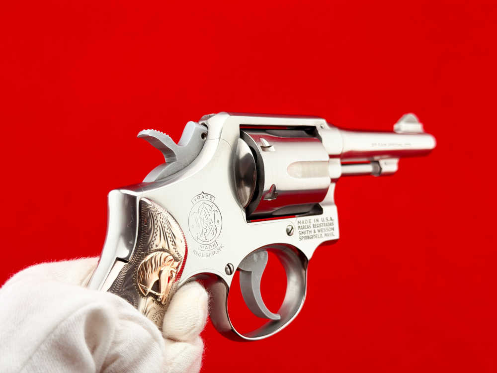 1973 S&W Model 64 .38 Special 4" Stainless w/ ENGRAVED STERLING SILVER GRIP-img-16