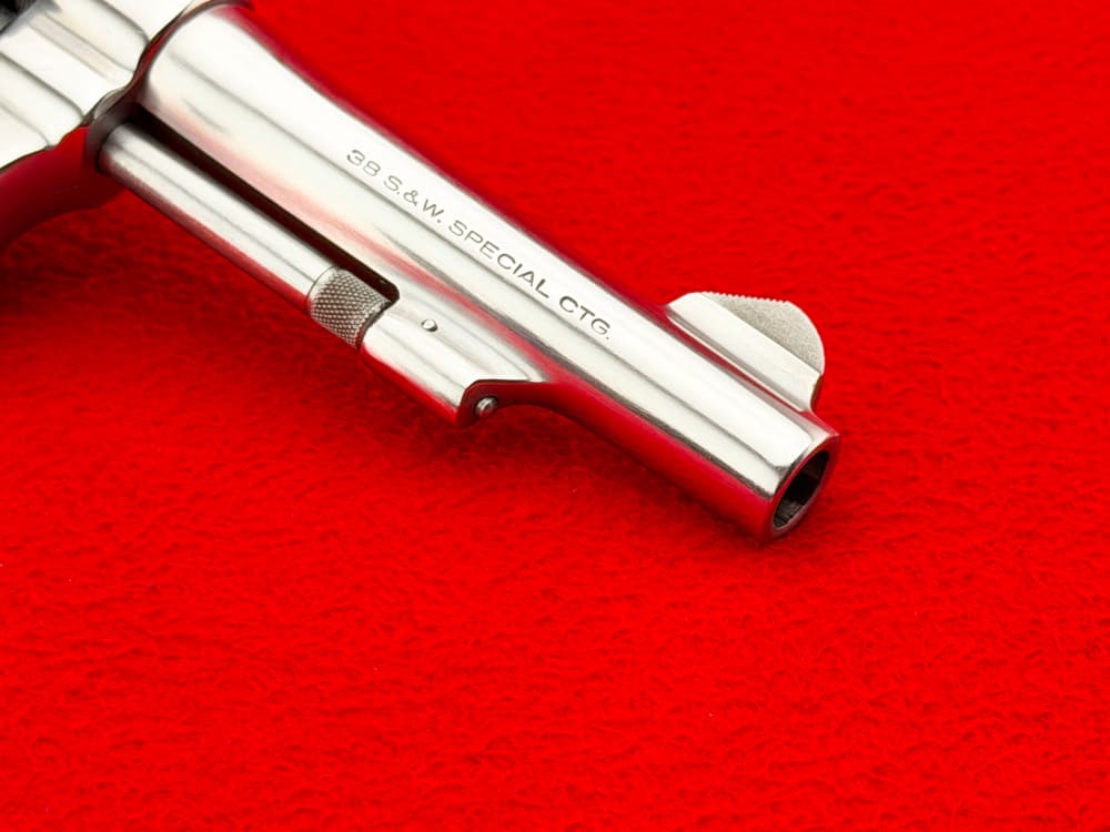 1973 S&W Model 64 .38 Special 4" Stainless w/ ENGRAVED STERLING SILVER GRIP-img-9