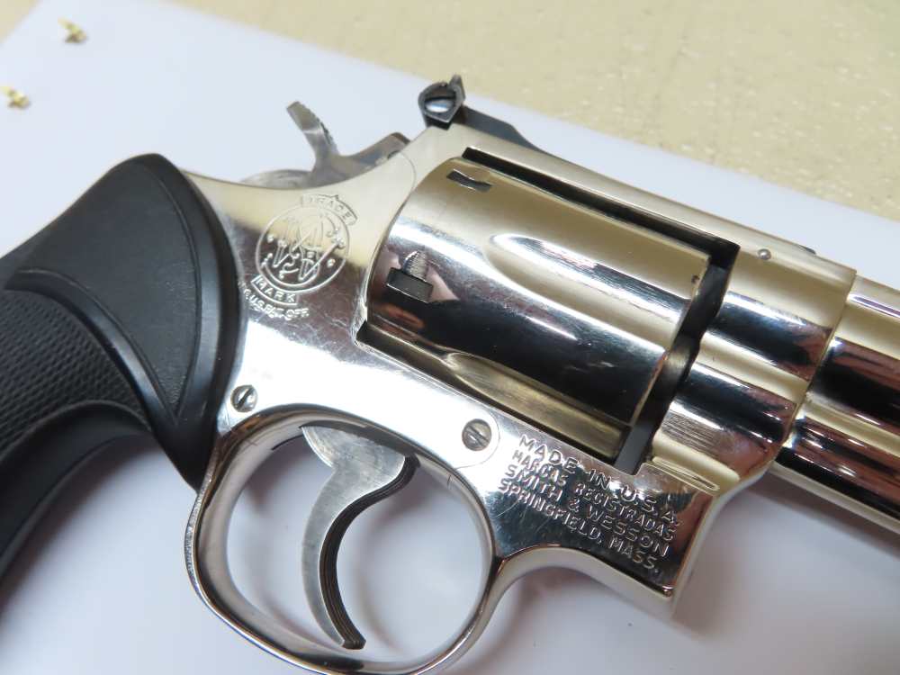 Smith & Wesson NICKEL Model 19-3 .357 Magnum 4" Barrel  NICE -img-8