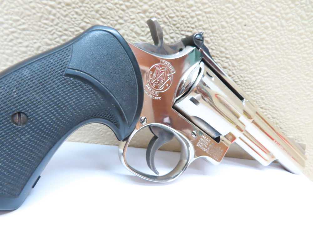 Smith & Wesson NICKEL Model 19-3 .357 Magnum 4" Barrel  NICE -img-5