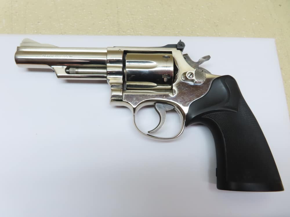 Smith & Wesson NICKEL Model 19-3 .357 Magnum 4" Barrel  NICE -img-2