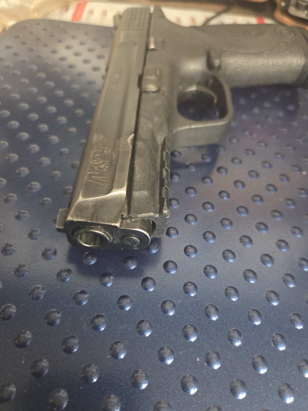 S&W M&P Fullsize 40 -img-1