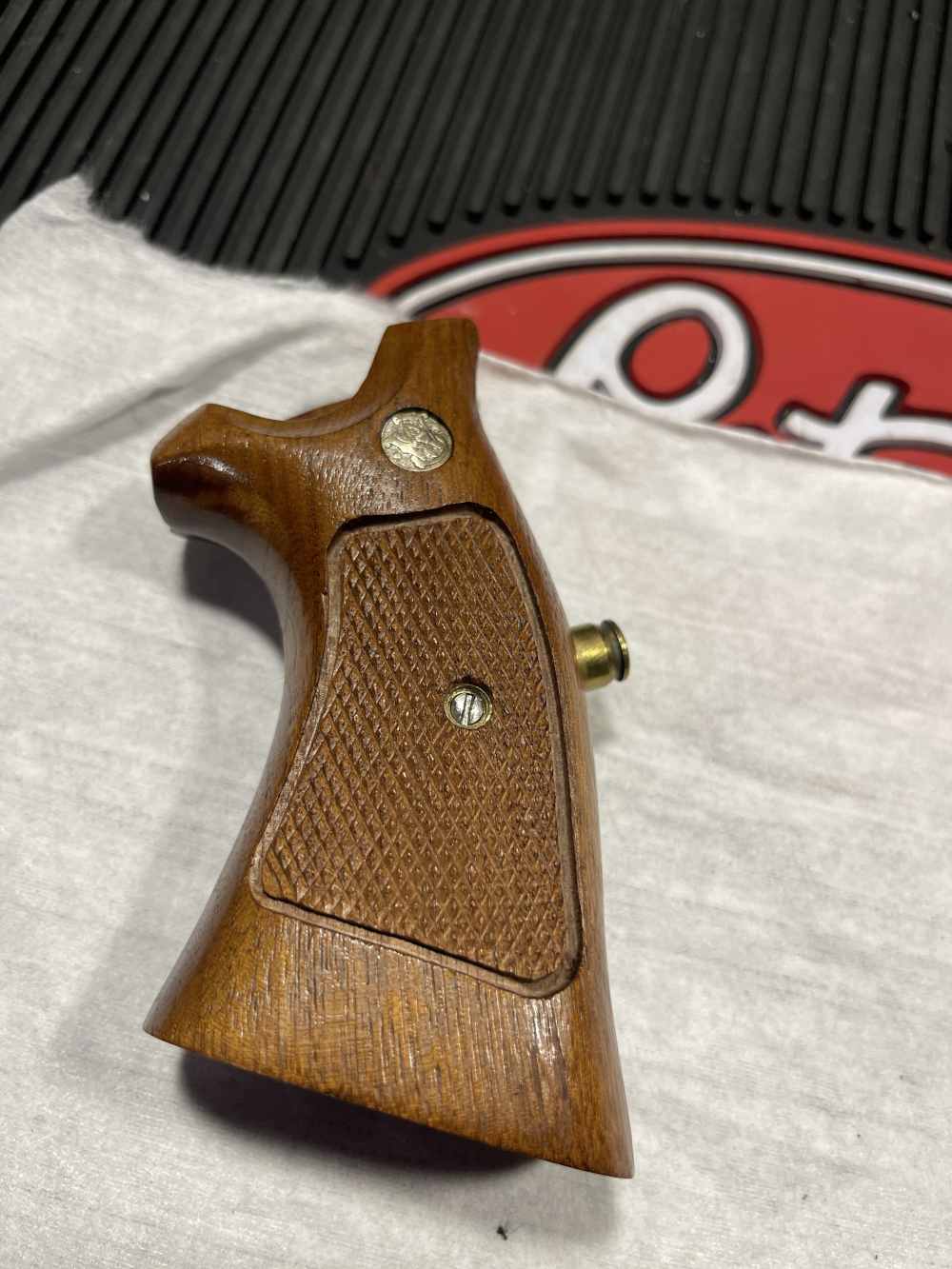 Factory Smith & Wesson "K" Frame square bottom wood grips silver medallion-img-2