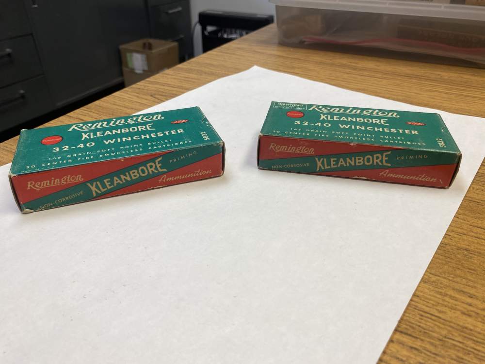 32-40 Winchester Remington Kleanbore  165 gr Soft Point 40 Rds NOS -img-1