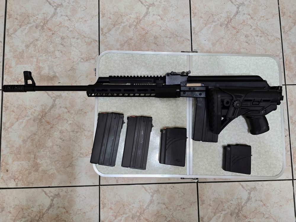 Molot VEPR .308, Like New W/ 3 CS Specs Magazines & New KNS Piston -img-3