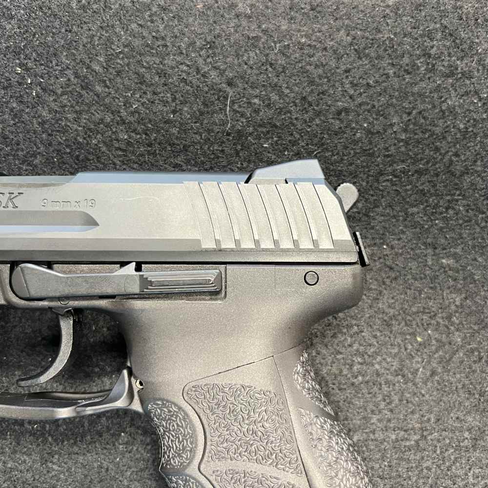H&K P30SK-V3 9mm 10-13 Round Mags New W/Case & Extras! -img-2