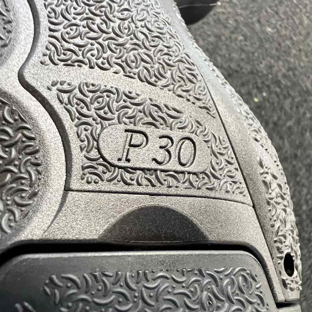 H&K P30SK-V3 9mm 10-13 Round Mags New W/Case & Extras! -img-6
