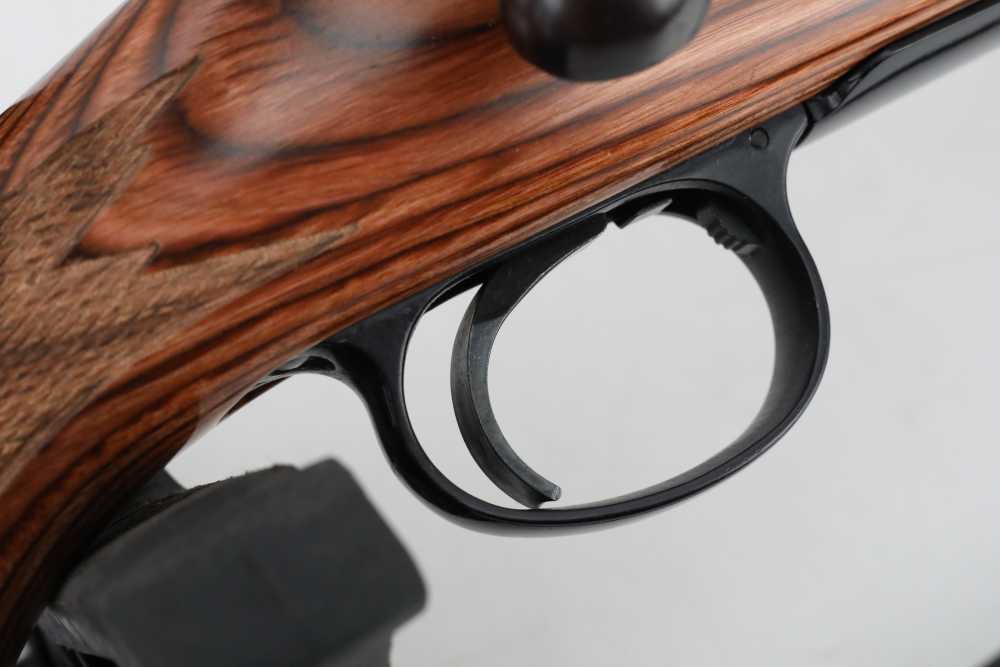 Remington 700 BDL Varmint Special 17 Rem 24" Factory Laminate Wood NR! -img-40