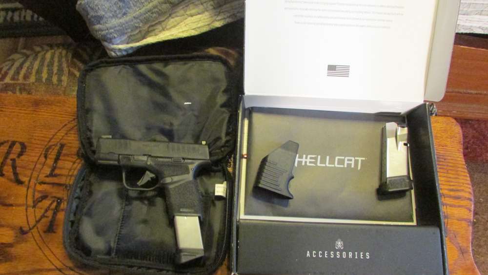 SPRINGFIELD, HELLCAT 9MM, RUG/BOX-img-11