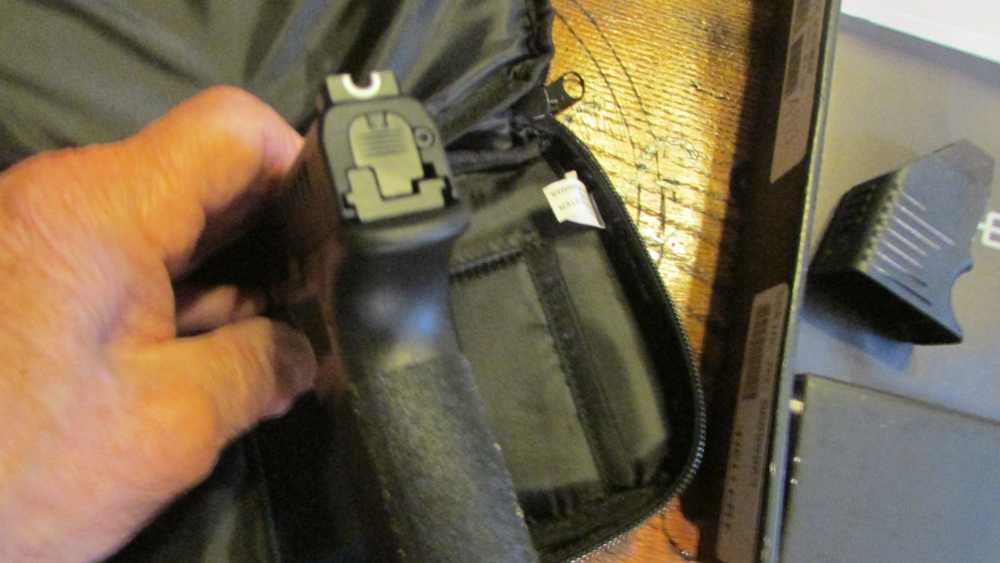 SPRINGFIELD, HELLCAT 9MM, RUG/BOX-img-5
