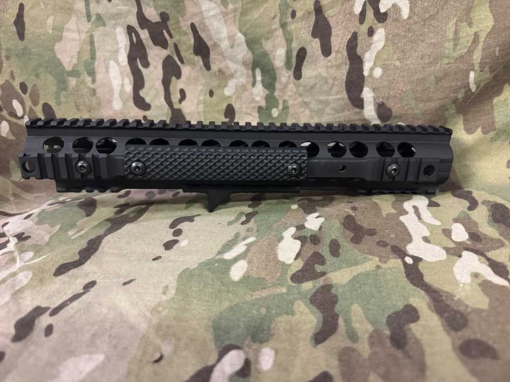 Knights Armament URX 3.1 13.5" Rail W/Rail Panels and Manual -img-1